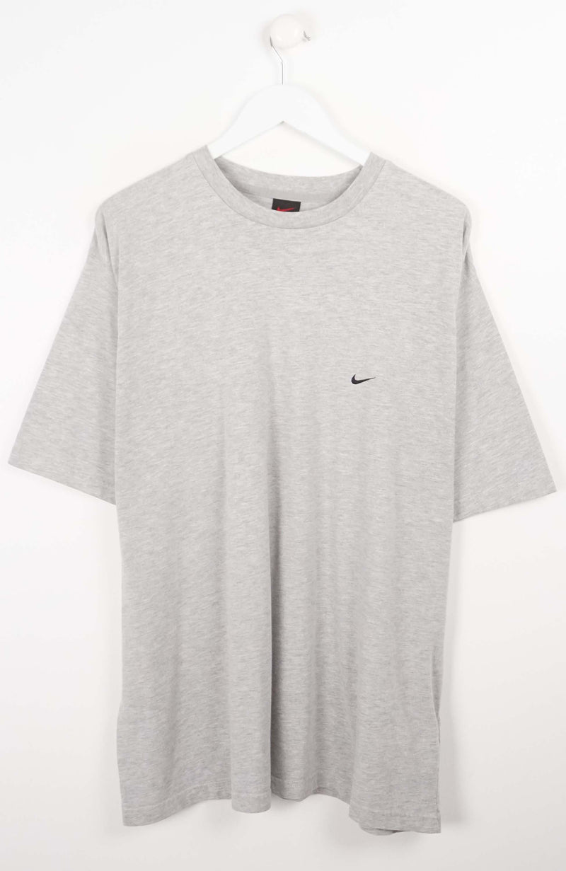 VINTAGE NIKE T-SHIRT (XXL)