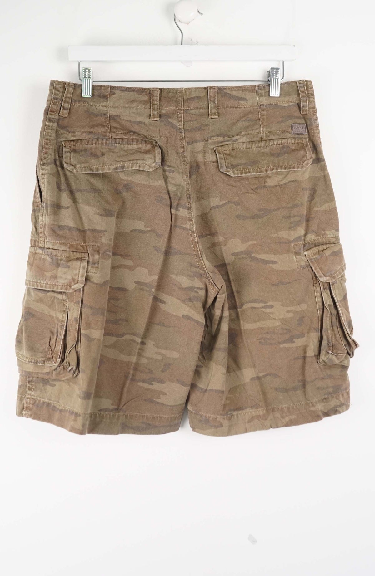 VINTAGE CAMO CARGO SHORTS W34