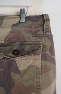 VINTAGE CAMO CARGO SHORTS W38