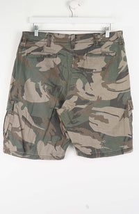 VINTAGE WRANGLER CAMO CARGO SHORTS W35