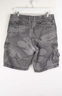 VINTAGE CAMO CARGO SHORTS W34