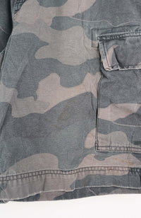 VINTAGE CAMO CARGO SHORTS W32