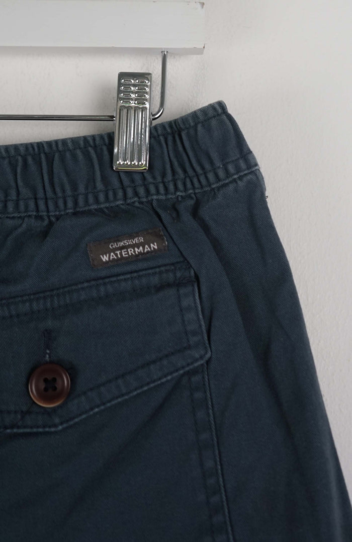 VINTAGE QUIKSILVER WATERMAN SHORTS W31