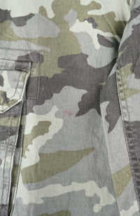 VINTAGE CAMO CARGO SHORTS W26