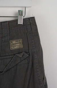 VINTAGE VOLCOM CARGO SHORTS W32