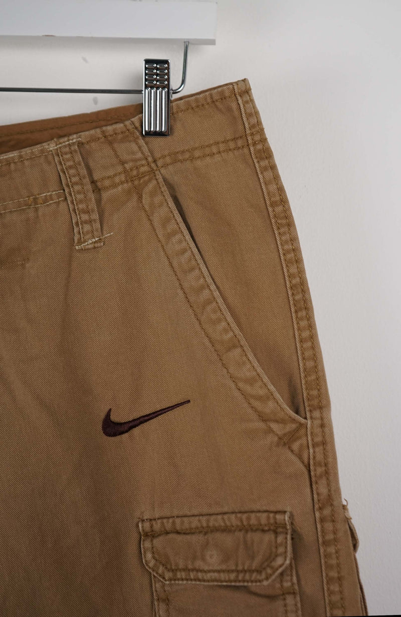 VINTAGE REWORK CARGO SHORTS W32