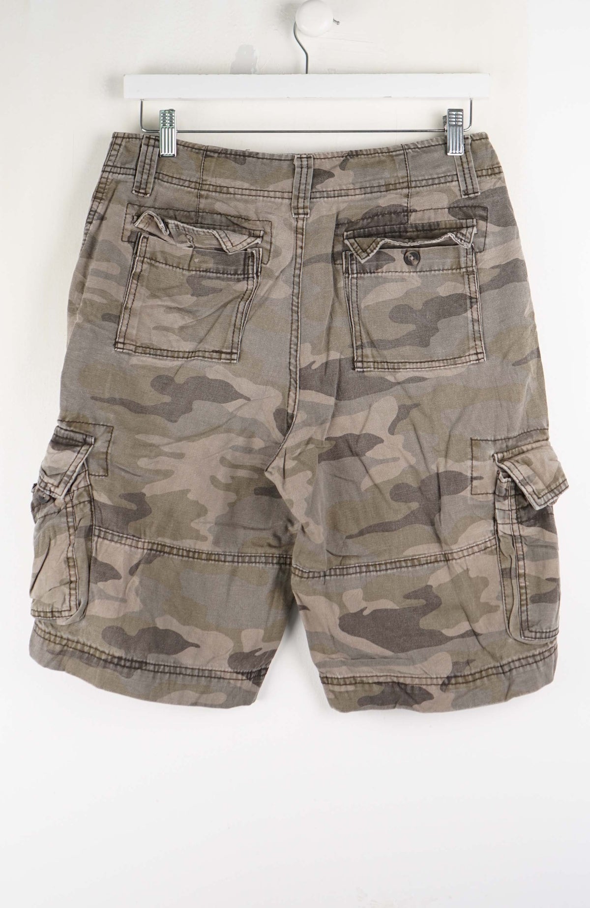 VINTAGE MOSSIMO CAMO CARGO SHORTS W30