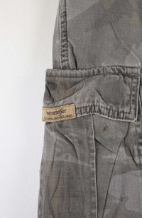 VINTAGE WRANGLER CAMO CARGO SHORTS W35