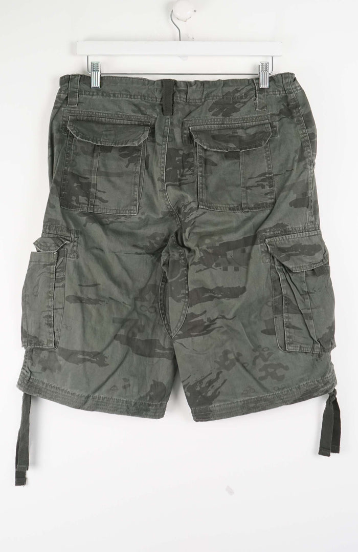 VINTAGE CAMO CARGO SHORTS W34
