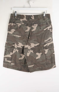 VINTAGE CAMO CARGO SHORTS W32