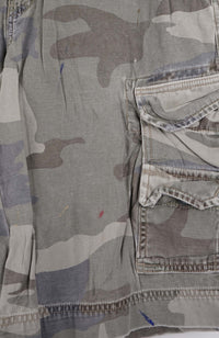 VINTAGE CAMO CARGO SHORTS W33