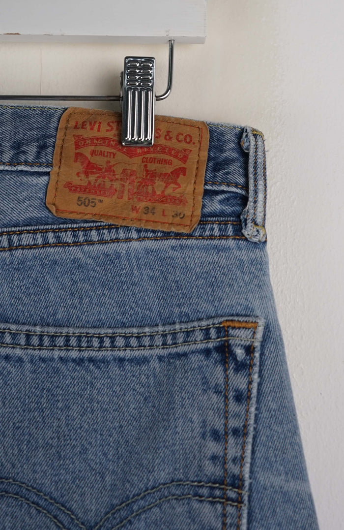 VINTAGE LEVIS JEANS W36