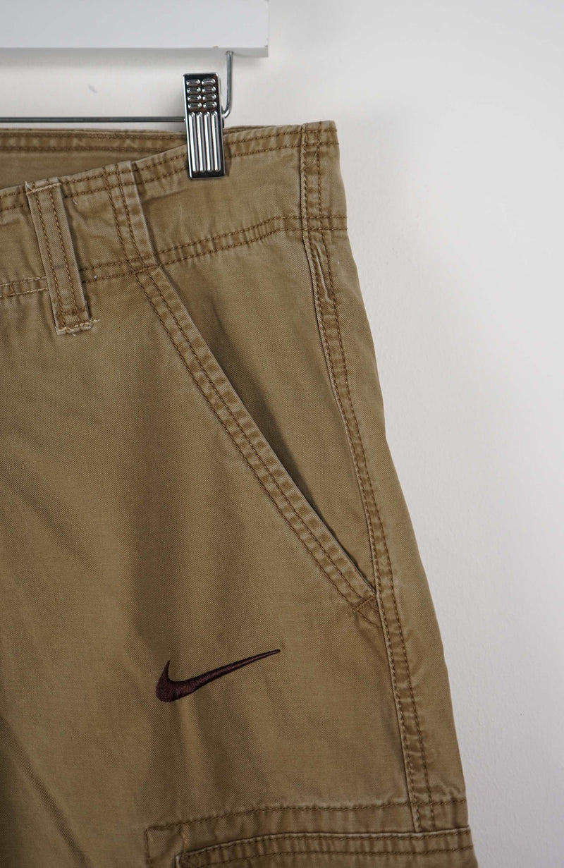 VINTAGE REWORK CARGO SHORTS W33