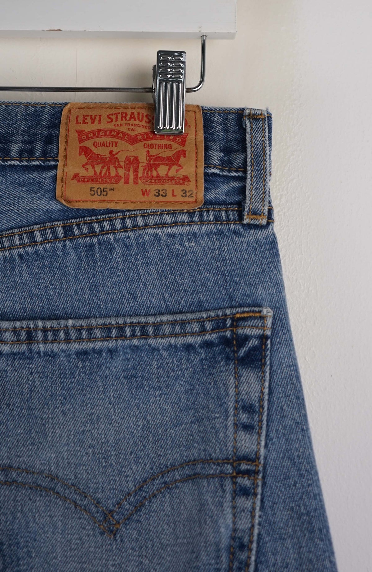 VINTAGE LEVIS JEANS W34