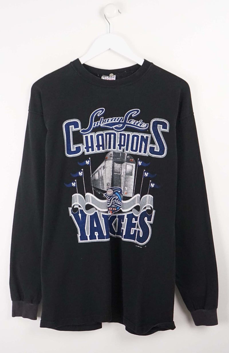 VINTAGE NEW YORK YANKEES T-SHIRT (L)