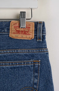 VINTAGE LEVIS JEANS W33