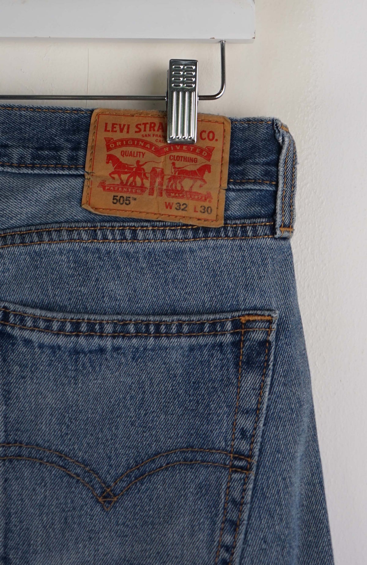 VINTAGE LEVIS JEANS W34