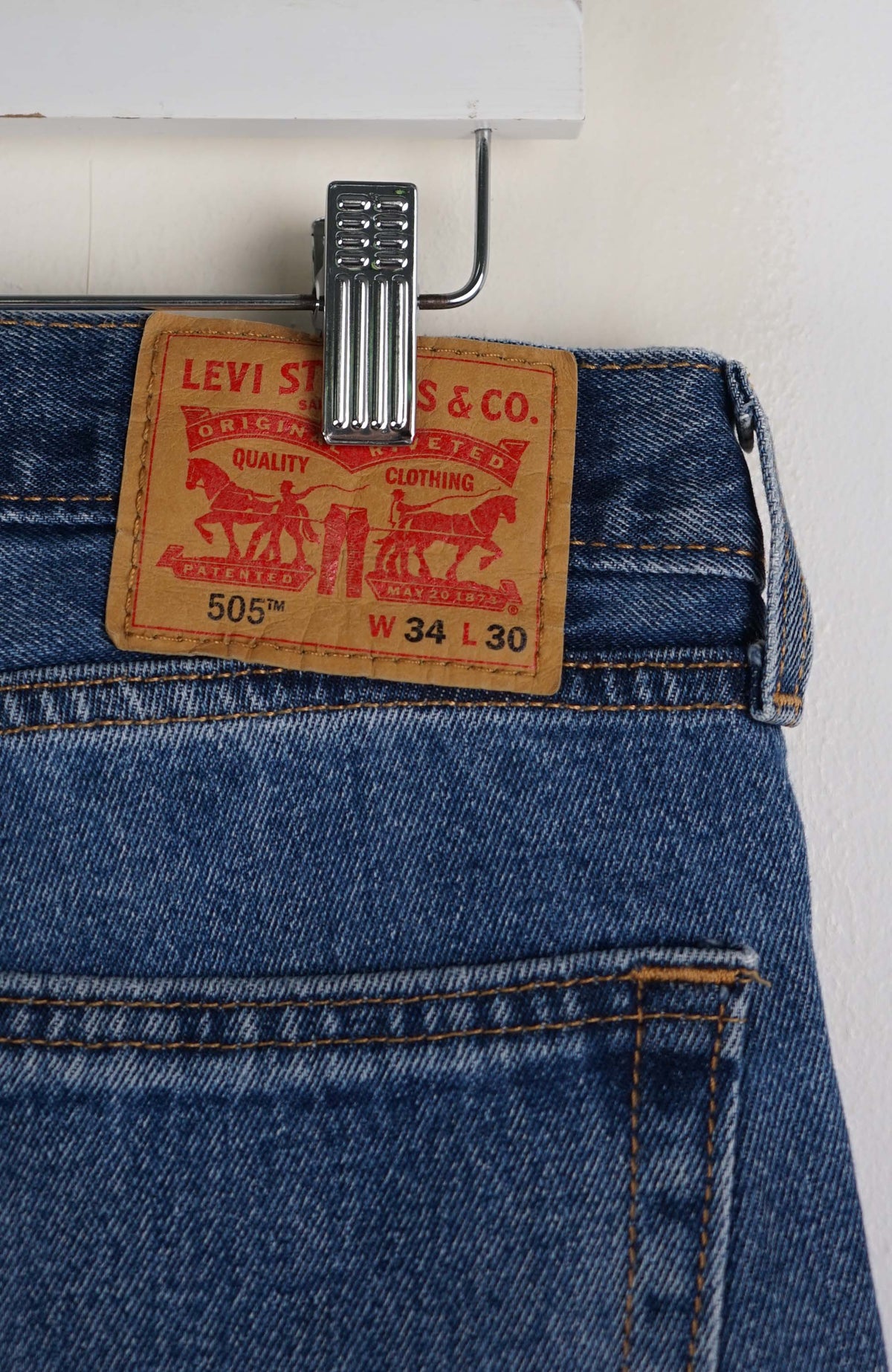 VINTAGE LEVIS JEANS W36