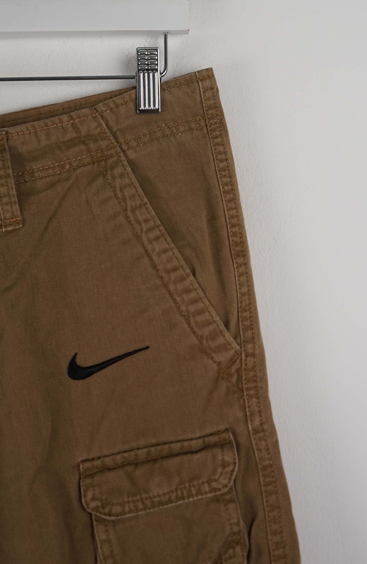 VINTAGE REWORK CARGO SHORTS W30