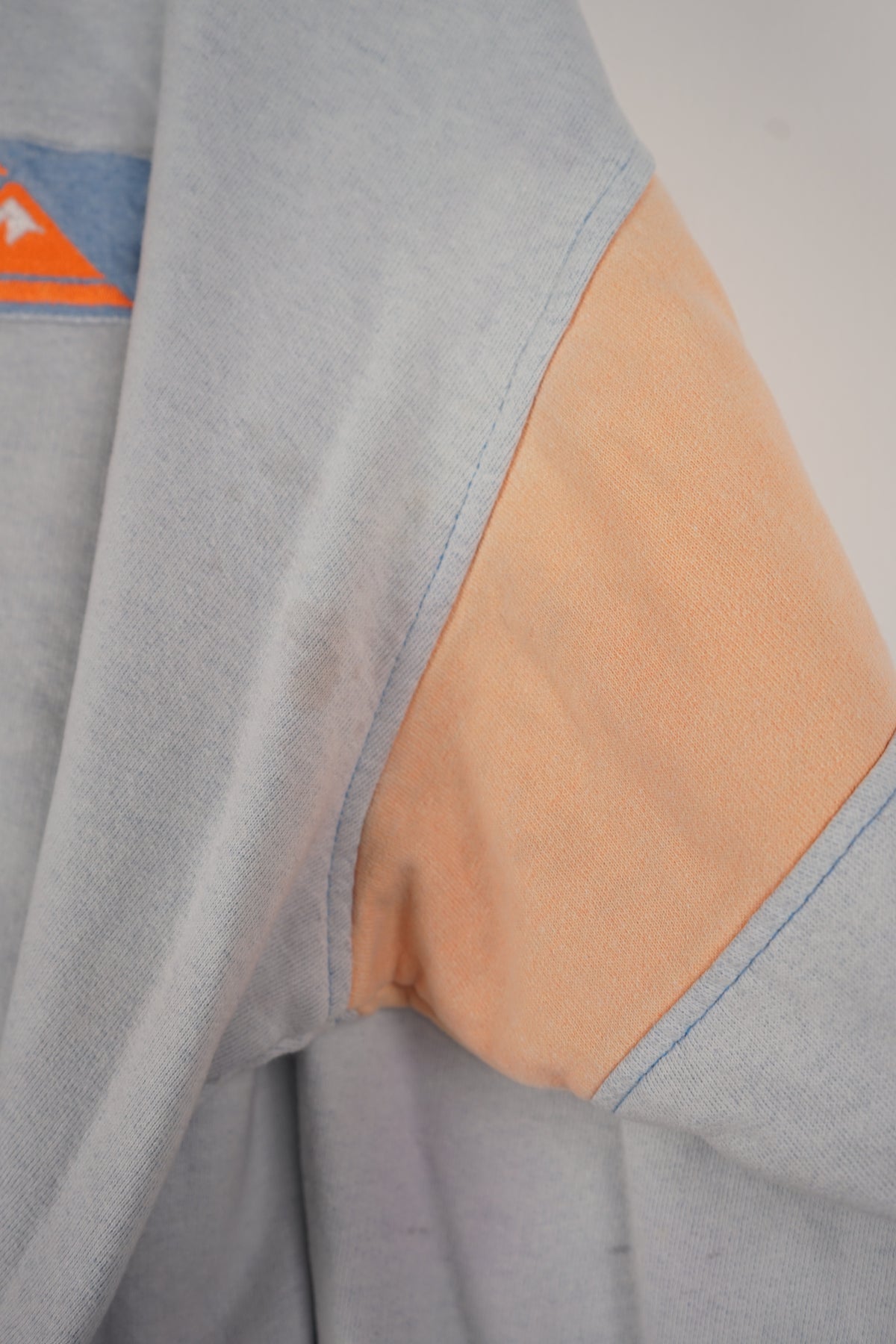 VINTAGE QUIKSILVER SWEATER (S)