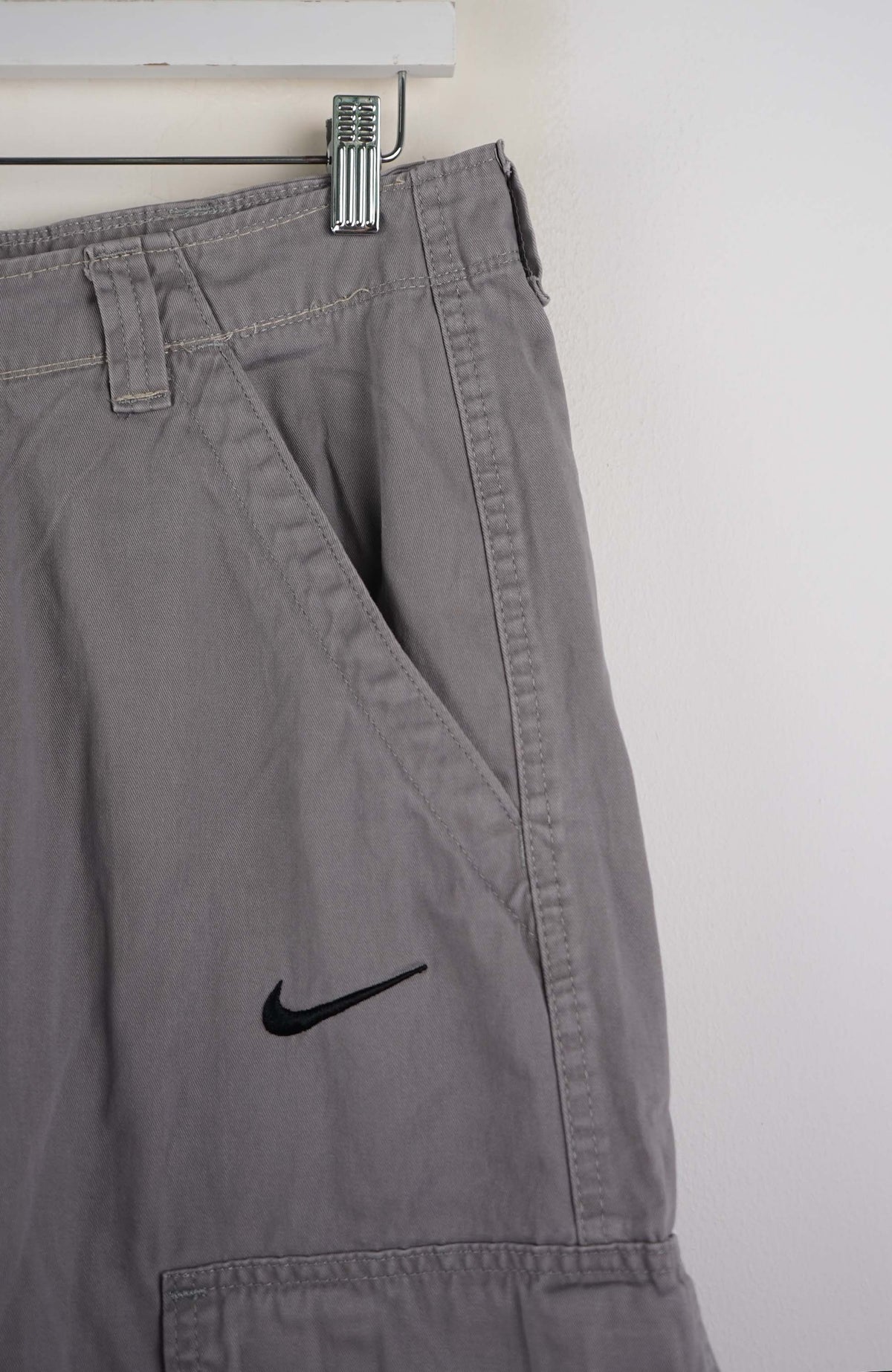 VINTAGE REWORK CARGO SHORTS W32