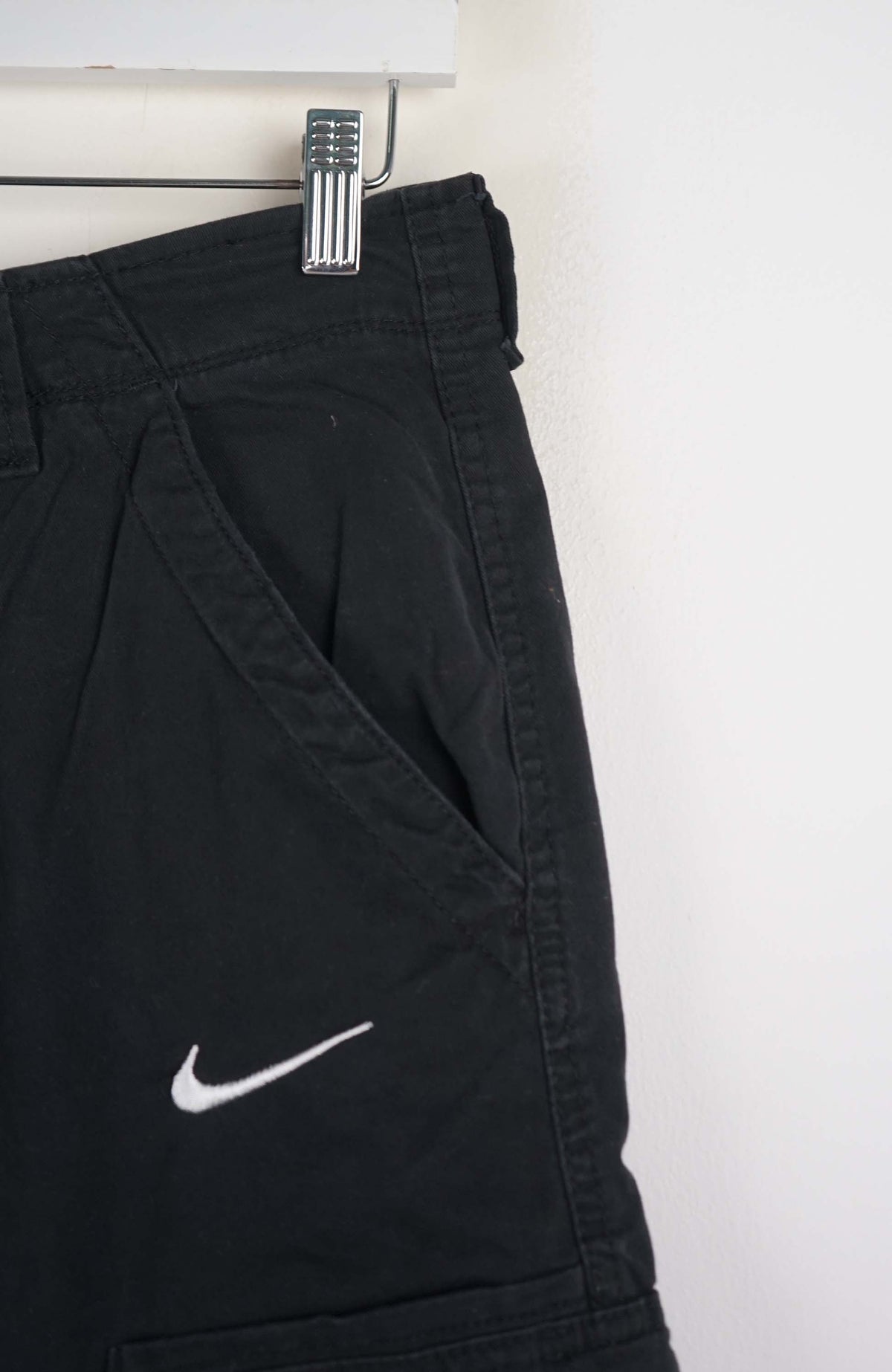 VINTAGE REWORK CARGO SHORTS W30