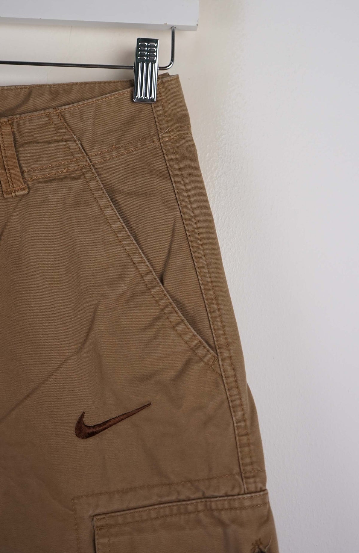 VINTAGE REWORK CARGO SHORTS W26