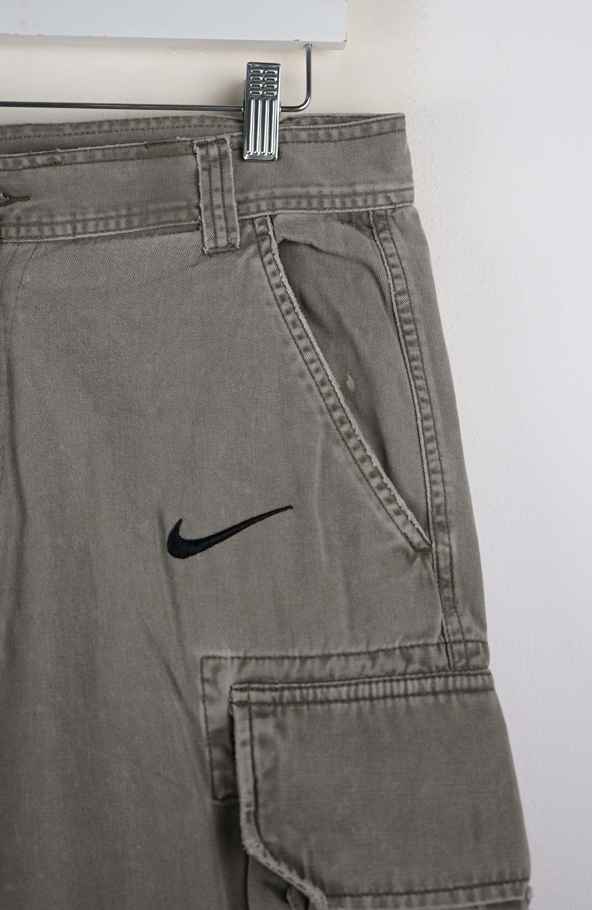 VINTAGE REWORK CARGO SHORTS W34
