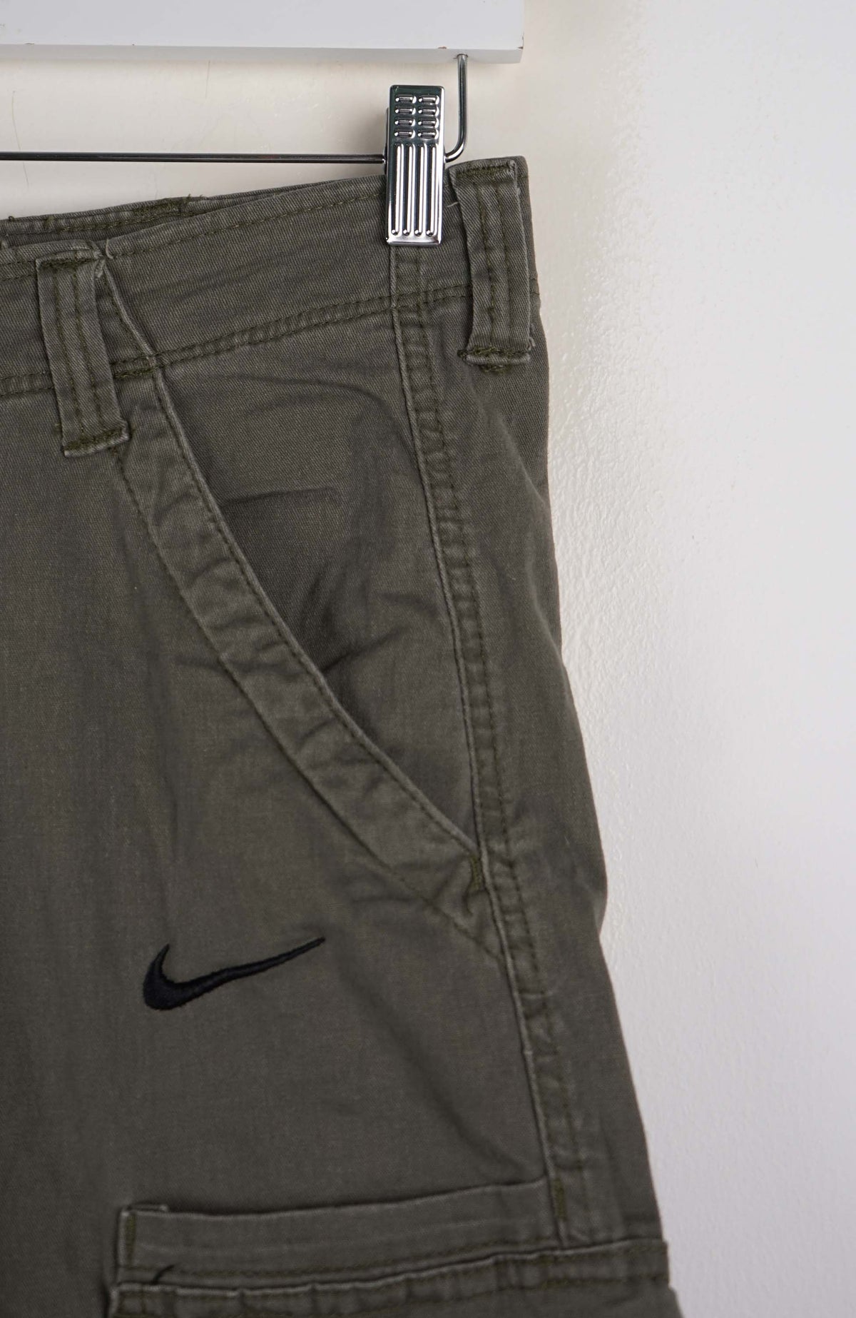 VINTAGE REWORK CARGO SHORTS W27