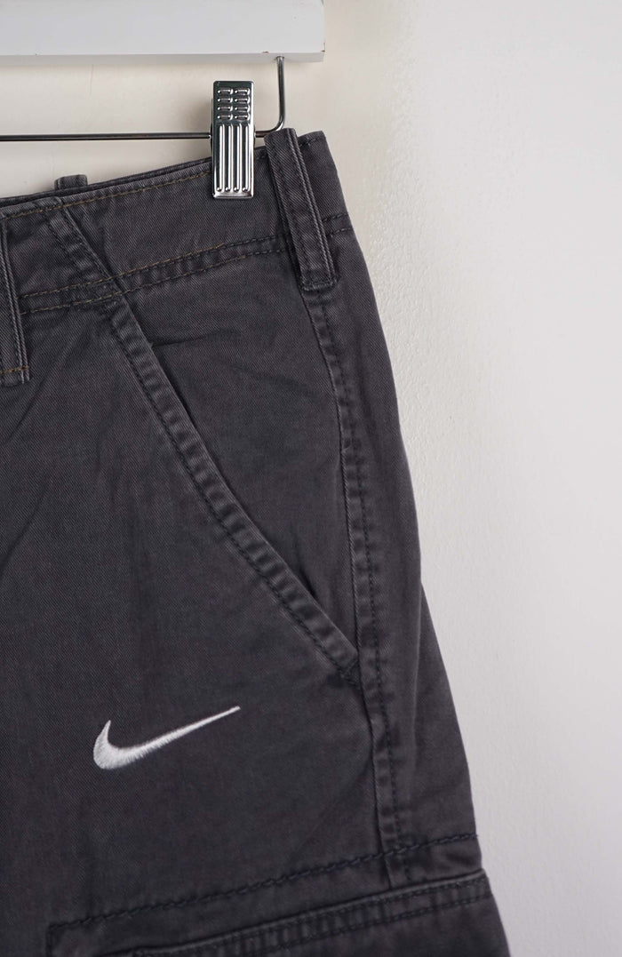 VINTAGE REWORK CARGO SHORTS W29