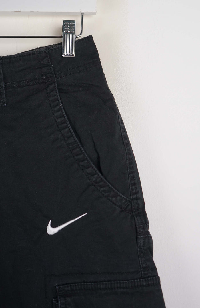 VINTAGE REWORK CARGO SHORTS W28