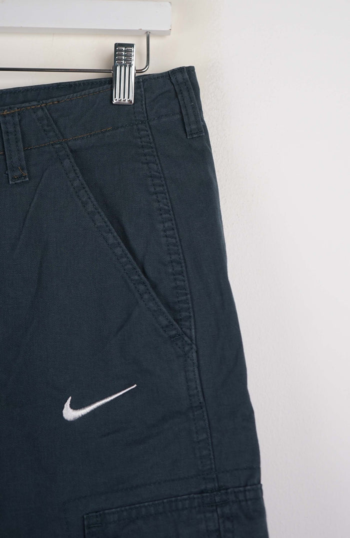 VINTAGE REWORK CARGO SHORTS W31