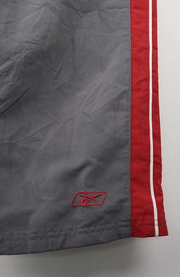 VINTAGE REEBOK TRACK PANTS (L)