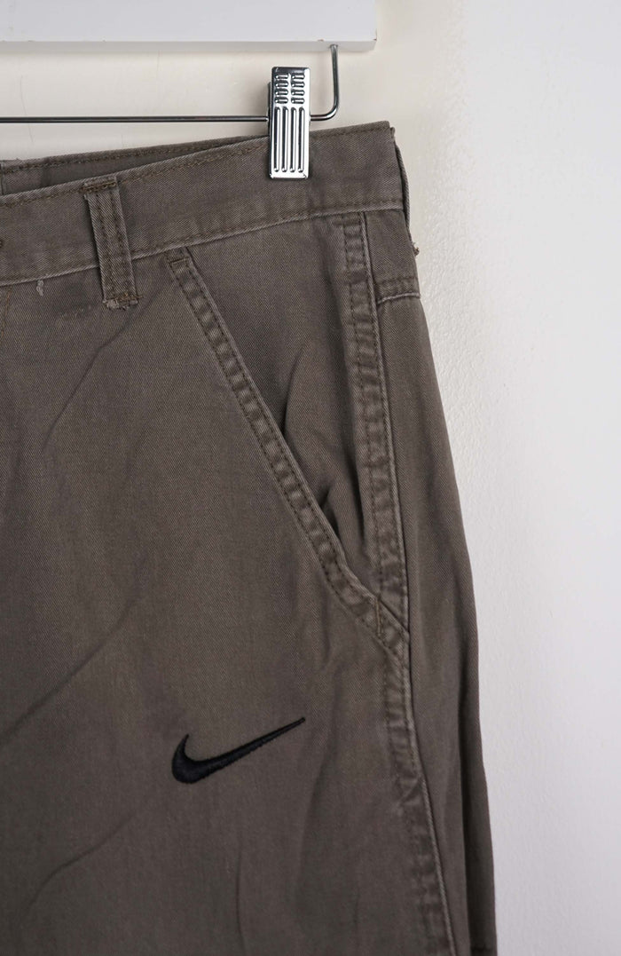 VINTAGE REWORK CARGO SHORTS W29