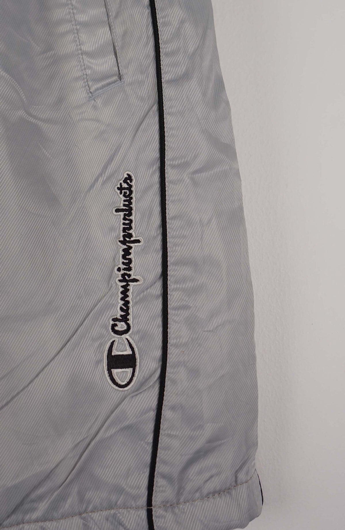 VINTAGE CHAMPION TRACK PANT SHORTS (S)