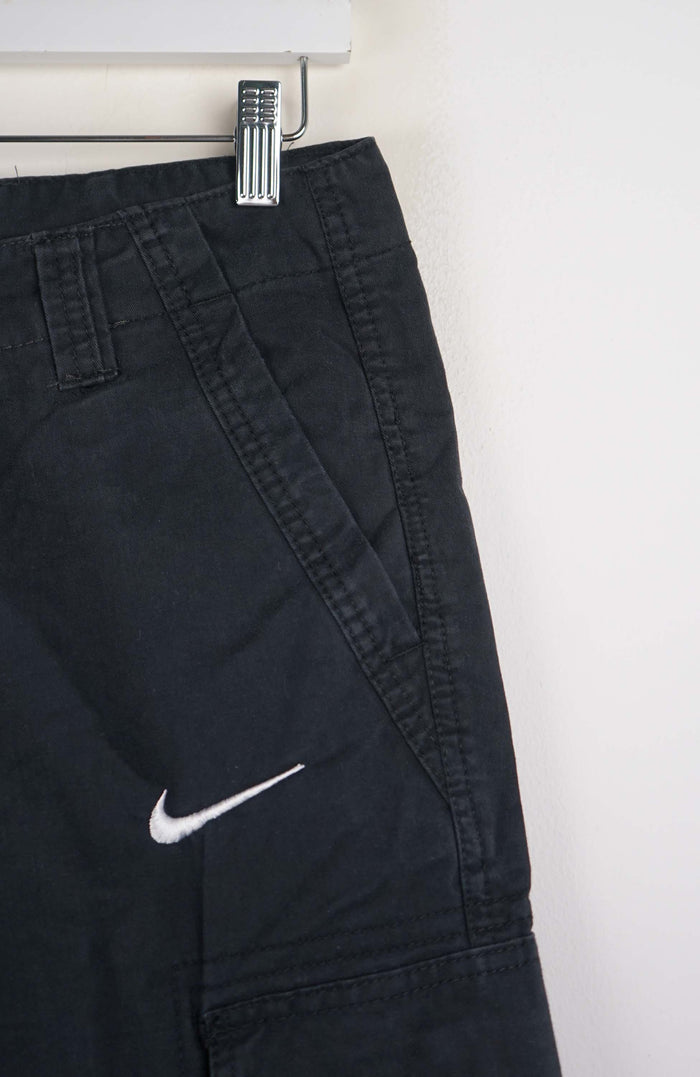 VINTAGE REWORK CARGO SHORTS W30