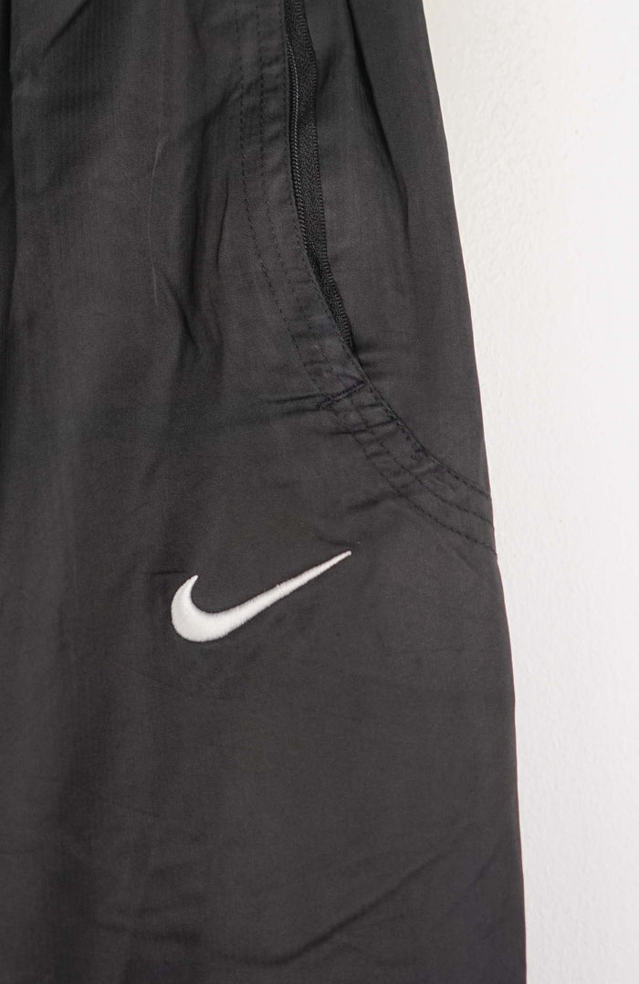 VINTAGE NIKE TRACK PANTS (M)