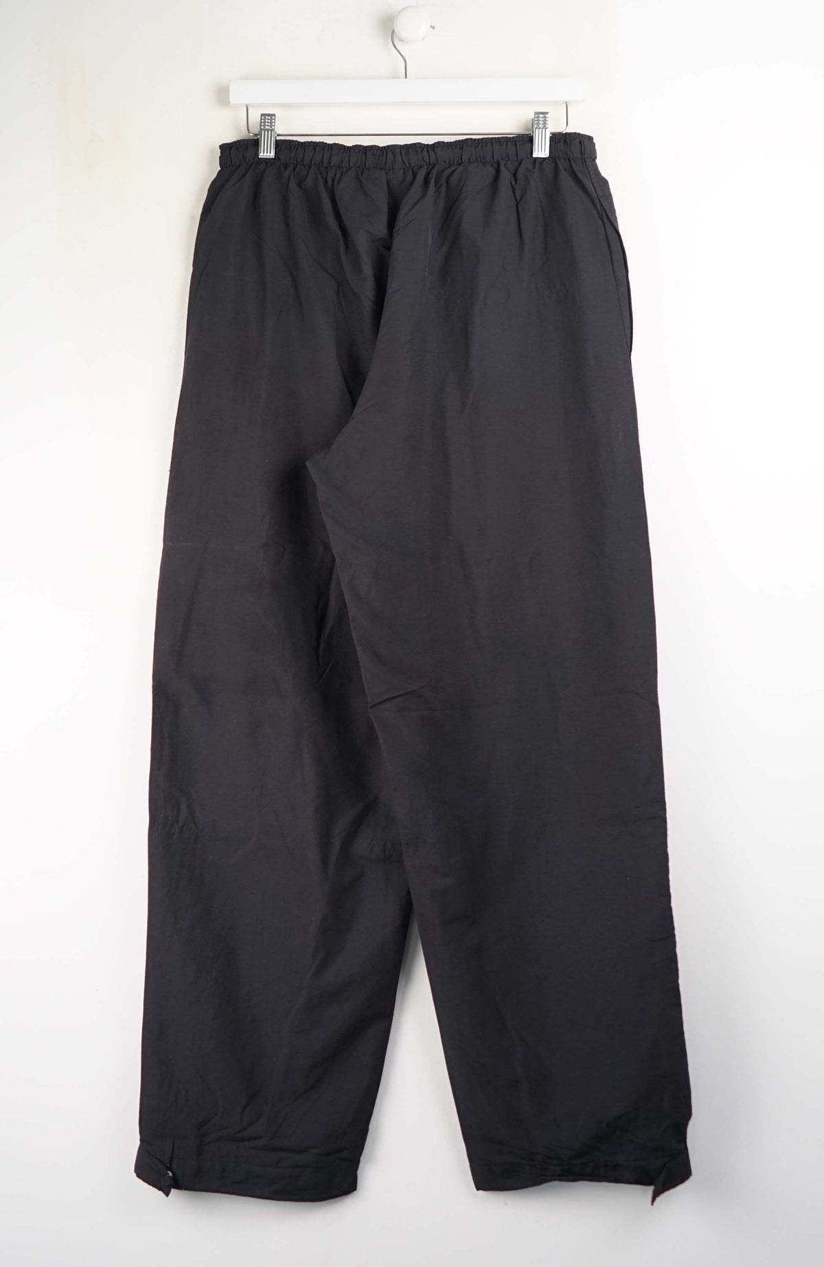 VINTAGE NIKE TRACK PANTS (M)