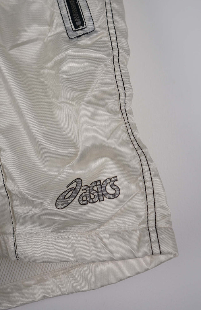 VINTAGE ASICS TRACK PANT SHORTS (M)