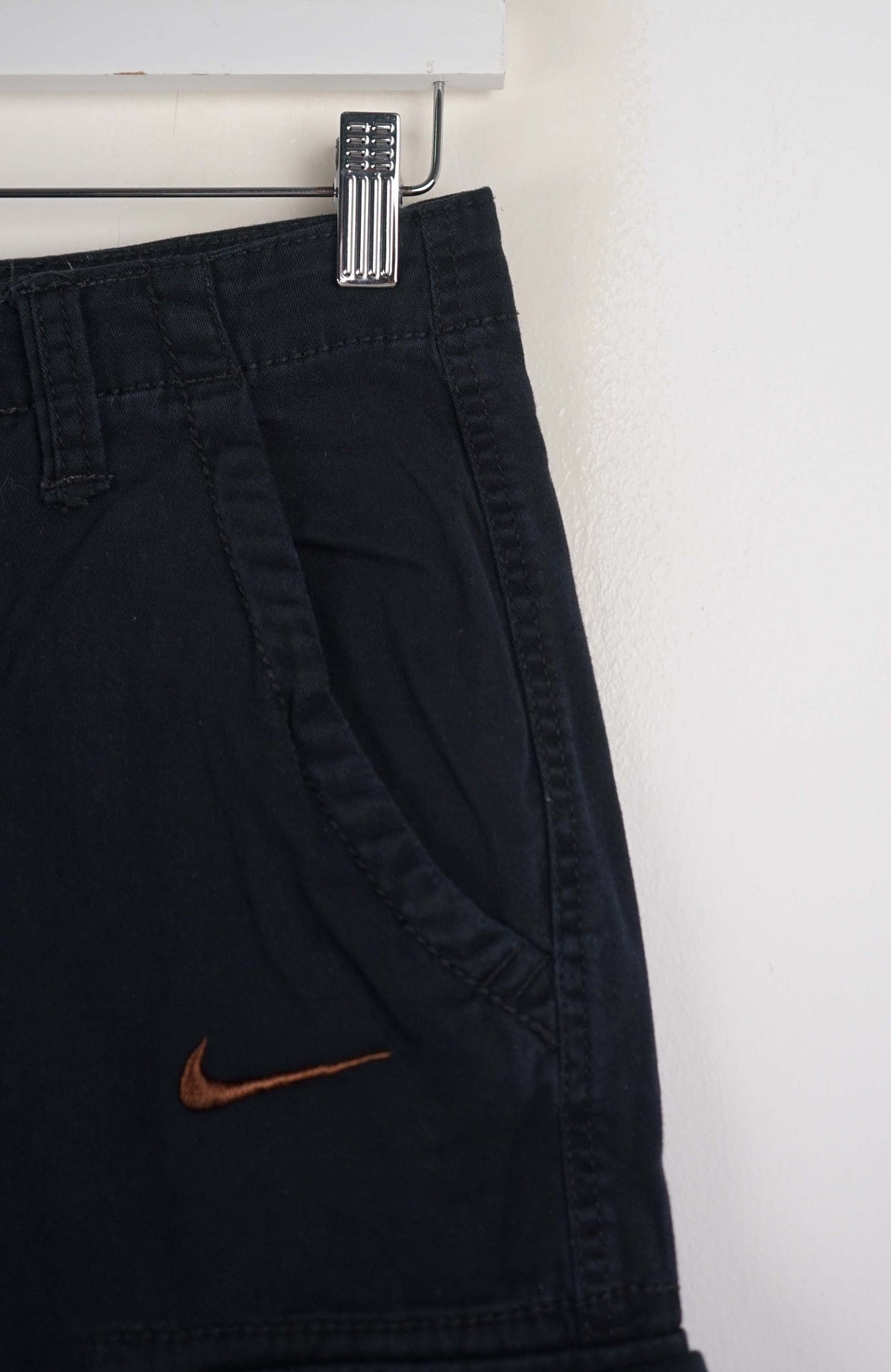 VINTAGE REWORK CARGO SHORTS W28