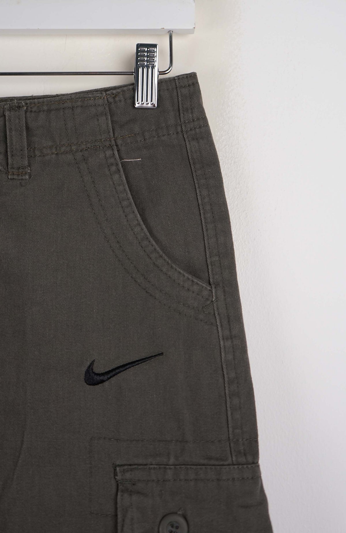 VINTAGE REWORK CARGO SHORTS W29