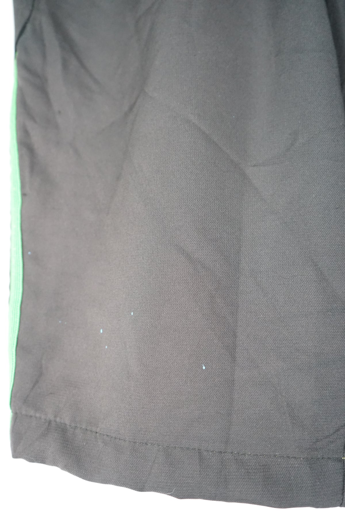 VINTAGE ADIDAS TRACK PANT SHORTS (S)