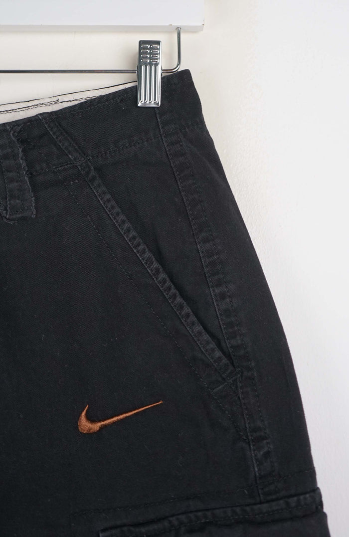 VINTAGE REWORK CARGO SHORTS W28