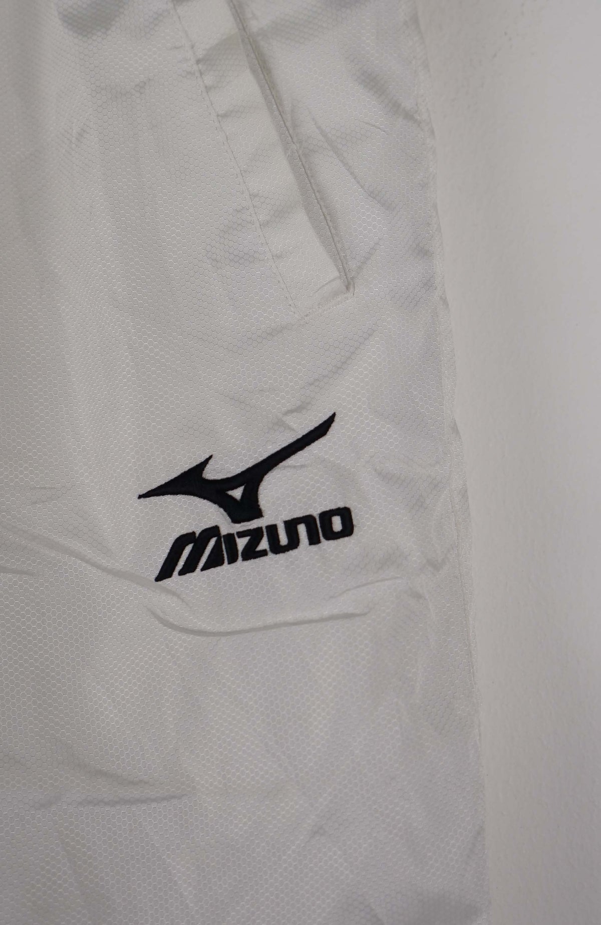 VINTAGE MIZUNO TRACK PANT SHORTS (S)