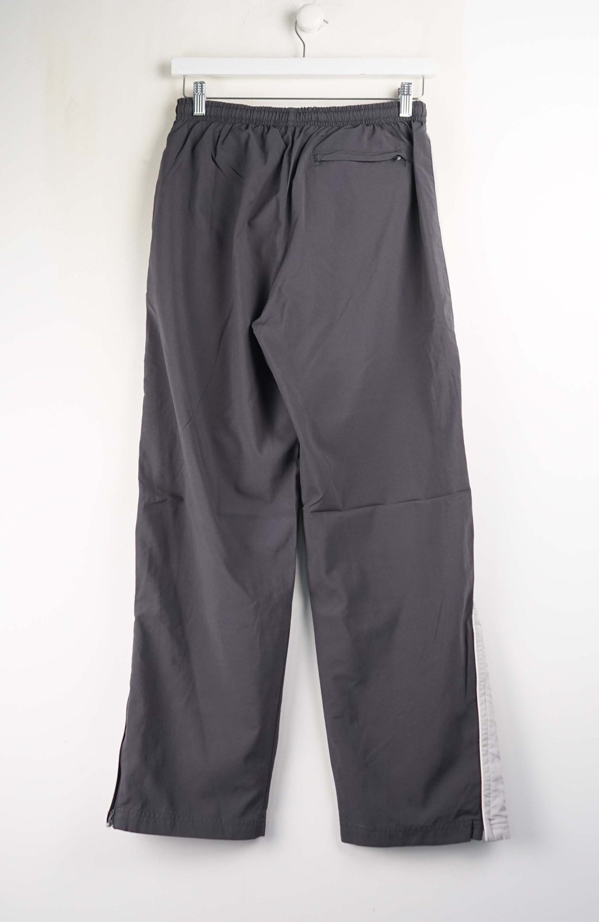 VINTAGE REEBOK TRACK PANTS (S)