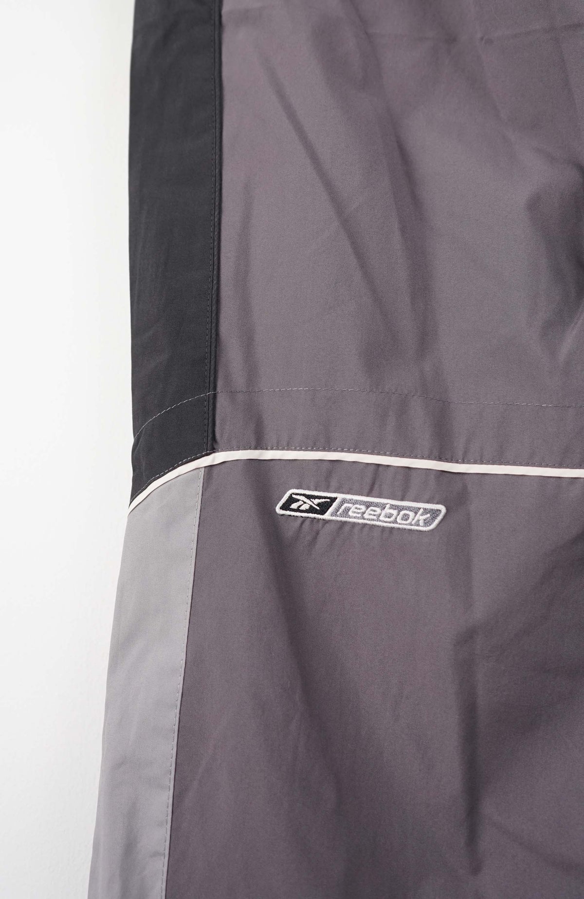 VINTAGE REEBOK TRACK PANTS (S)