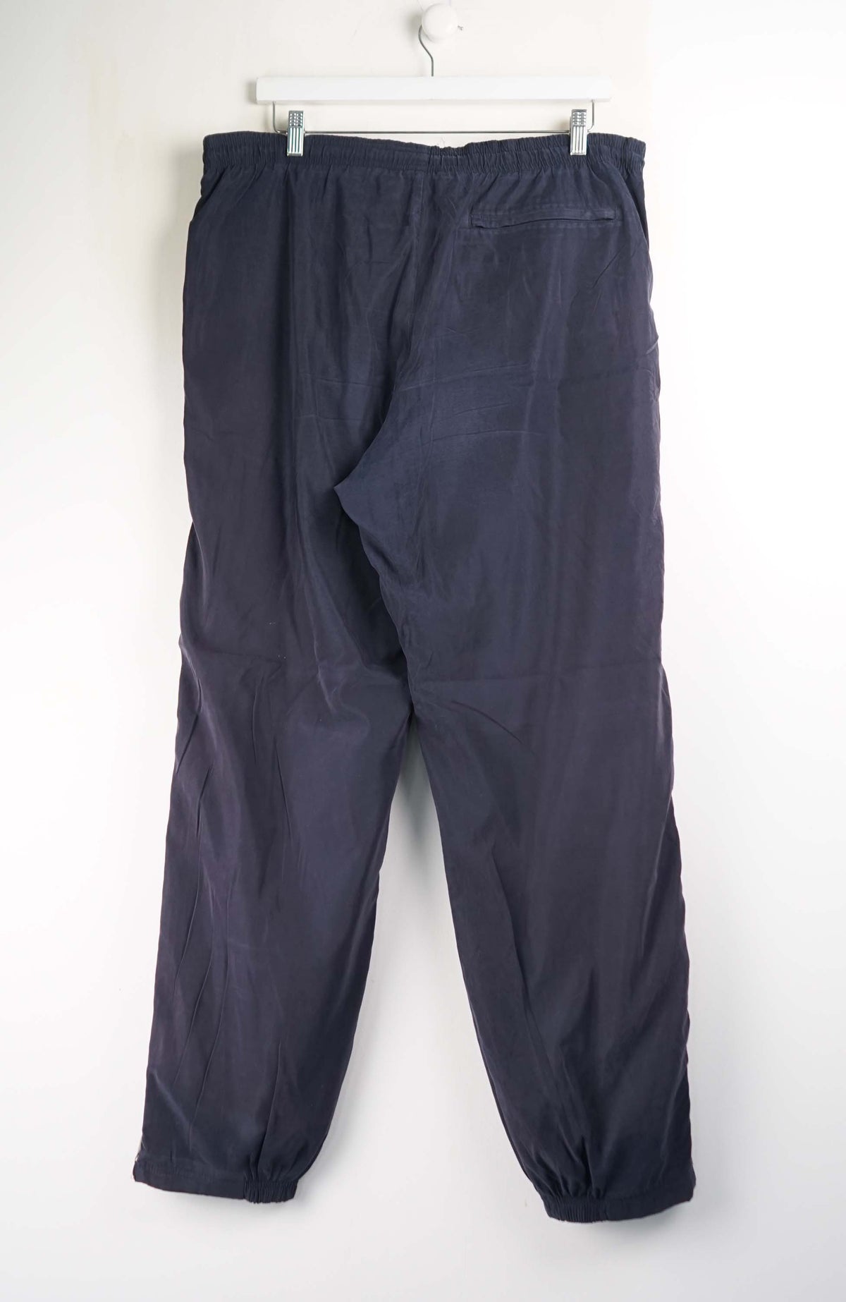 VINTAGE NIKE TRACK PANTS (XL)