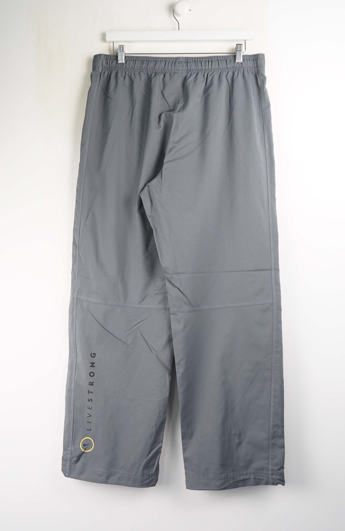 VINTAGE NIKE TRACK PANTS (L)