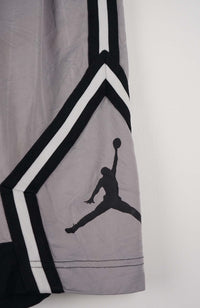 VINTAGE JORDAN JERSEY SHORTS W28