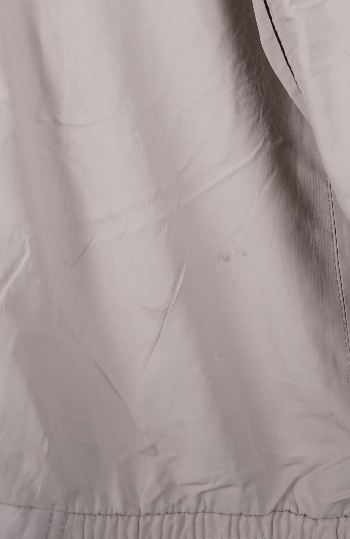VINTAGE NIKE WINDBREAKER (L)
